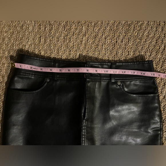 Express Faux Leather Skirt - Picture 4 of 4
